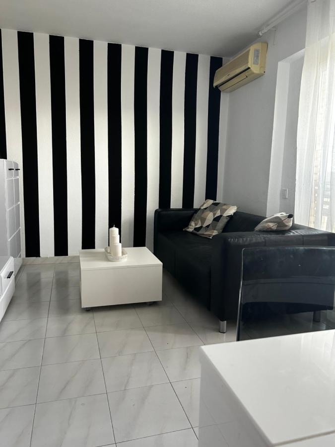 Apartamentos Acuario Benalmadena Luaran gambar