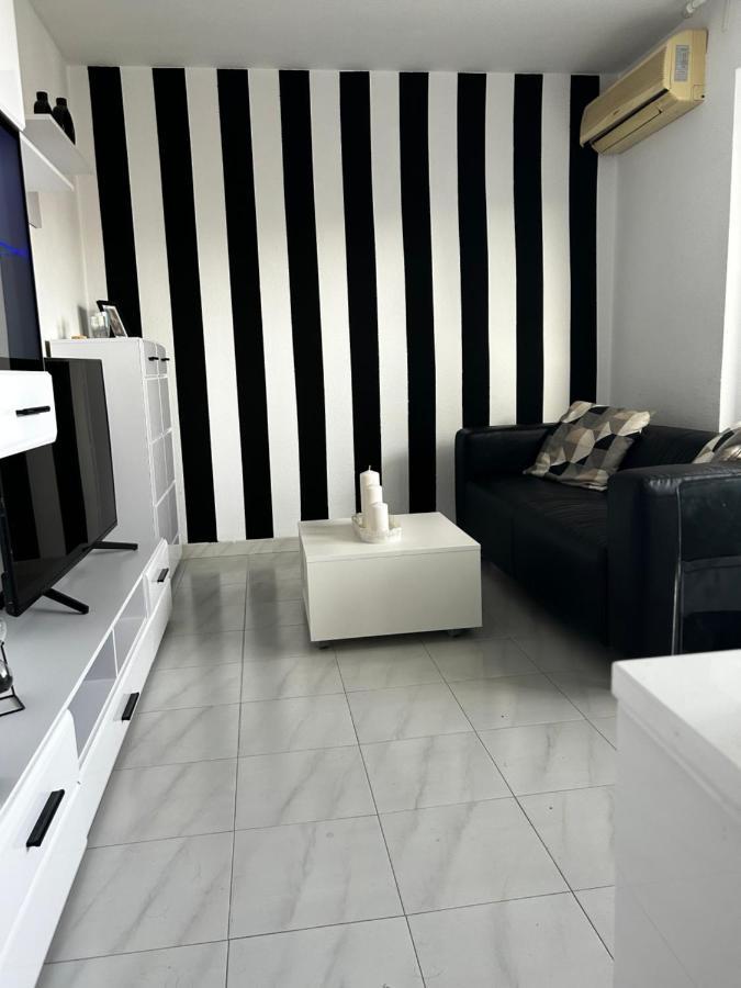 Apartamentos Acuario Benalmadena Luaran gambar